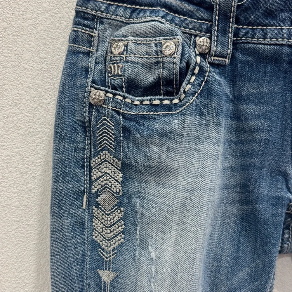 Miss Me Signature Rise Boot Cut Jeans size 27 Light distressed Jeans - Picture 2 of 12